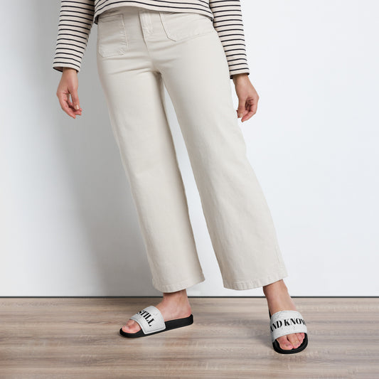 Be still and know Women's slides