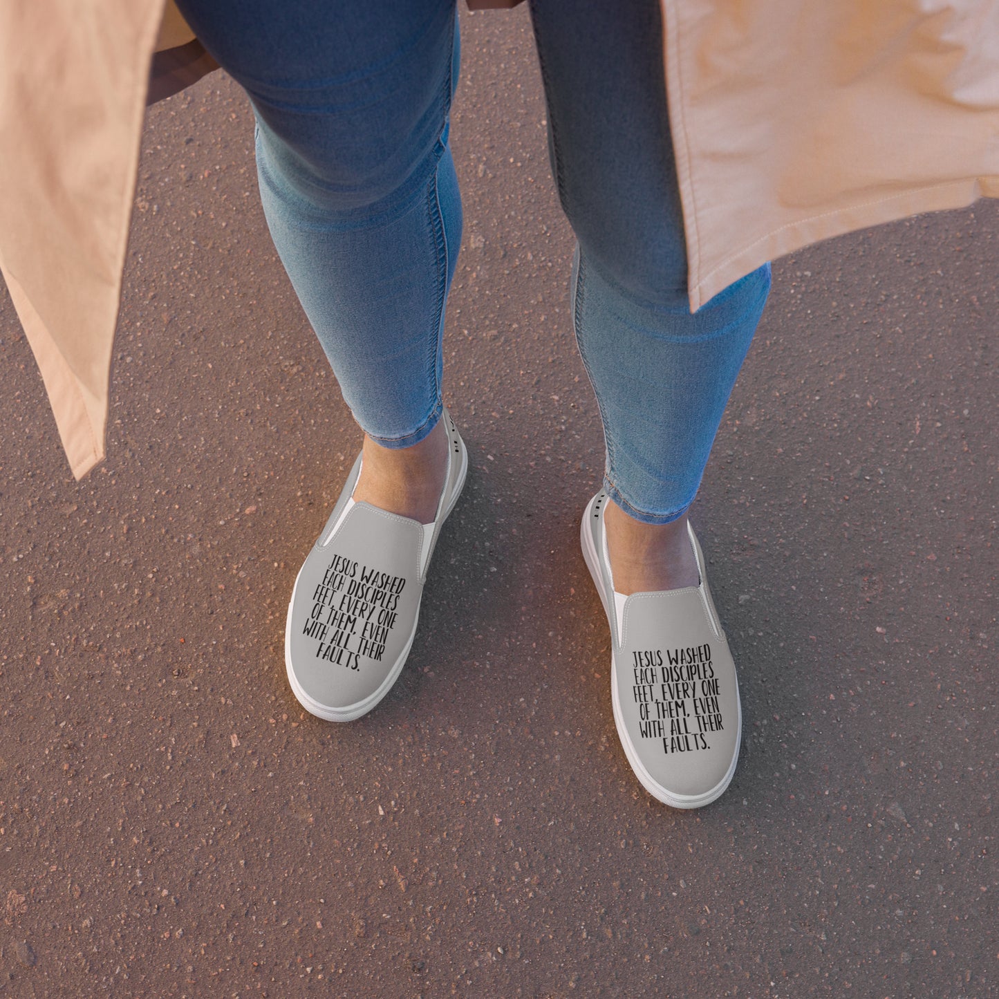 HE WASHED FEET Women’s slip on canvas shoes